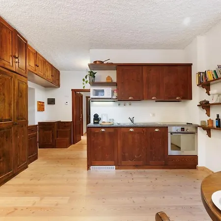 Spacious Near The Slopes Apartmán *